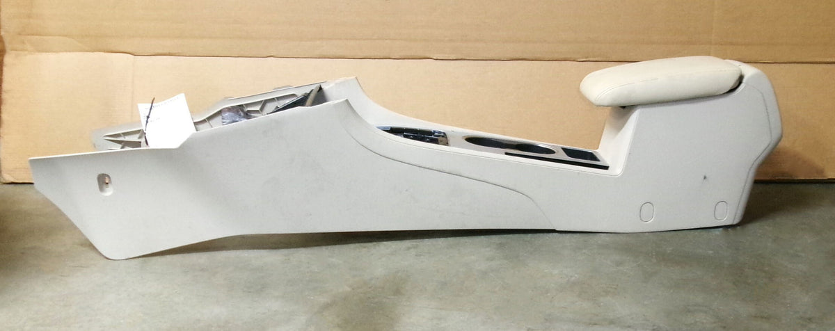 Volkswagen (Good) Pre-Owned 2013 OEM Center Tan Console Passat Floor
