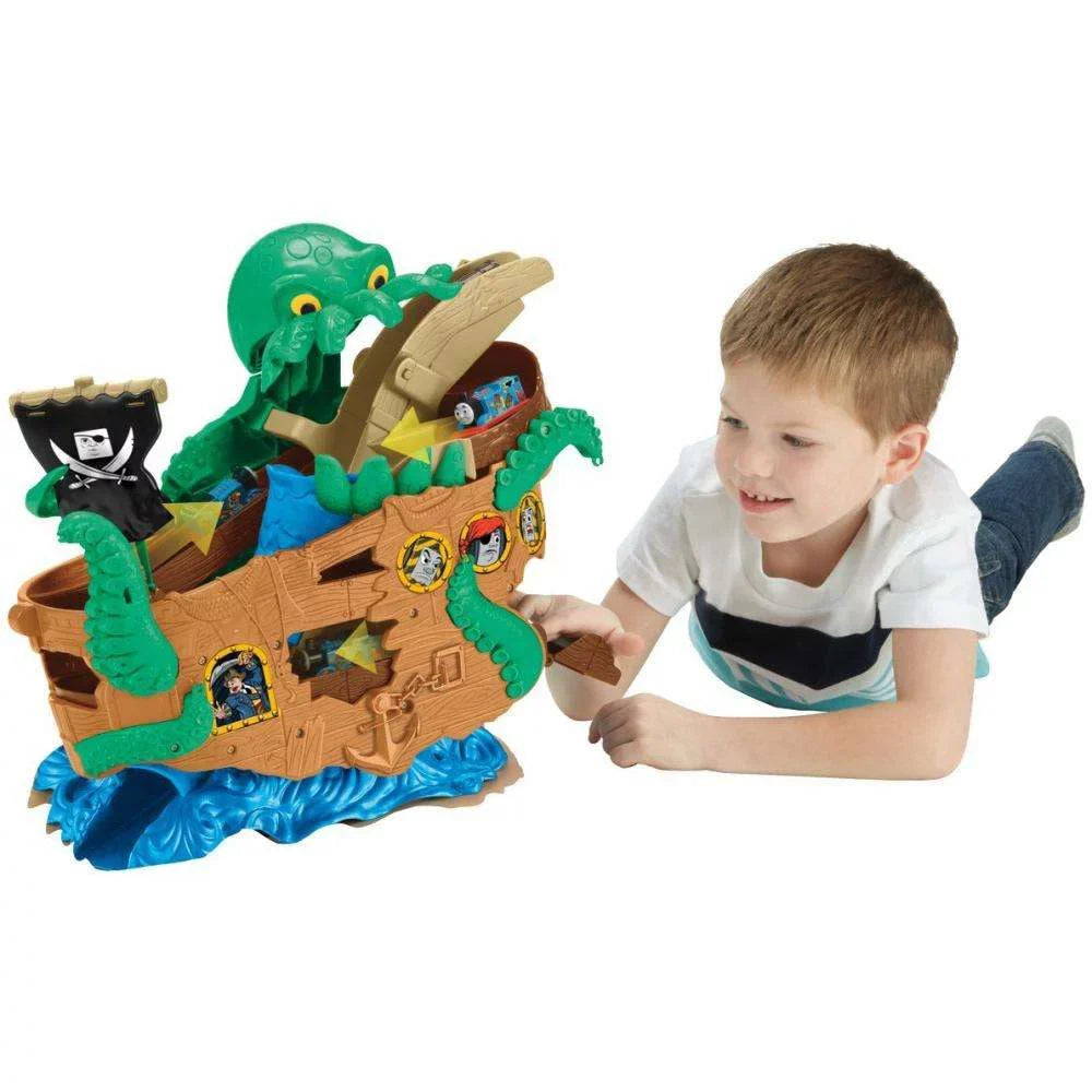 Pirate Friends Adventures Monster Playset & Thomas Sea