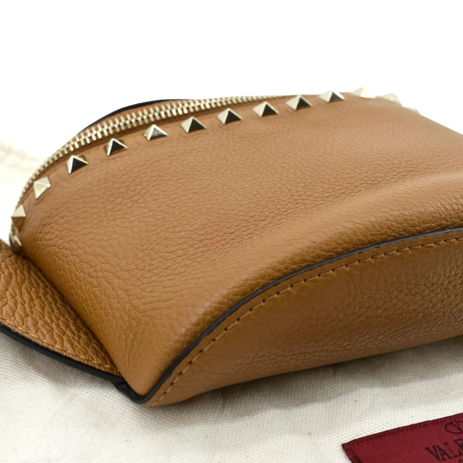Camel Leather VALENTINO Bag Spike Pre-Loved Belt