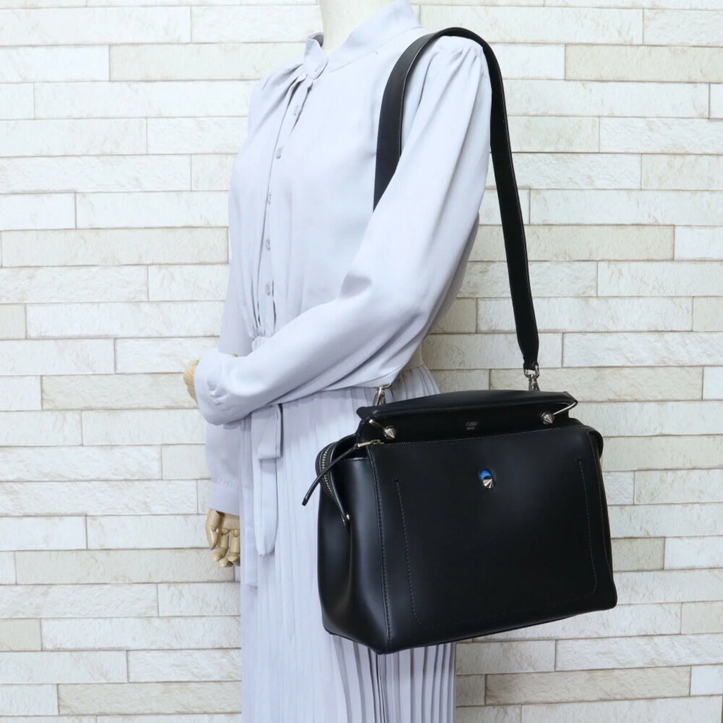 Pre-Owned (Good) unisex com dot Fendi leather handbag FENDI