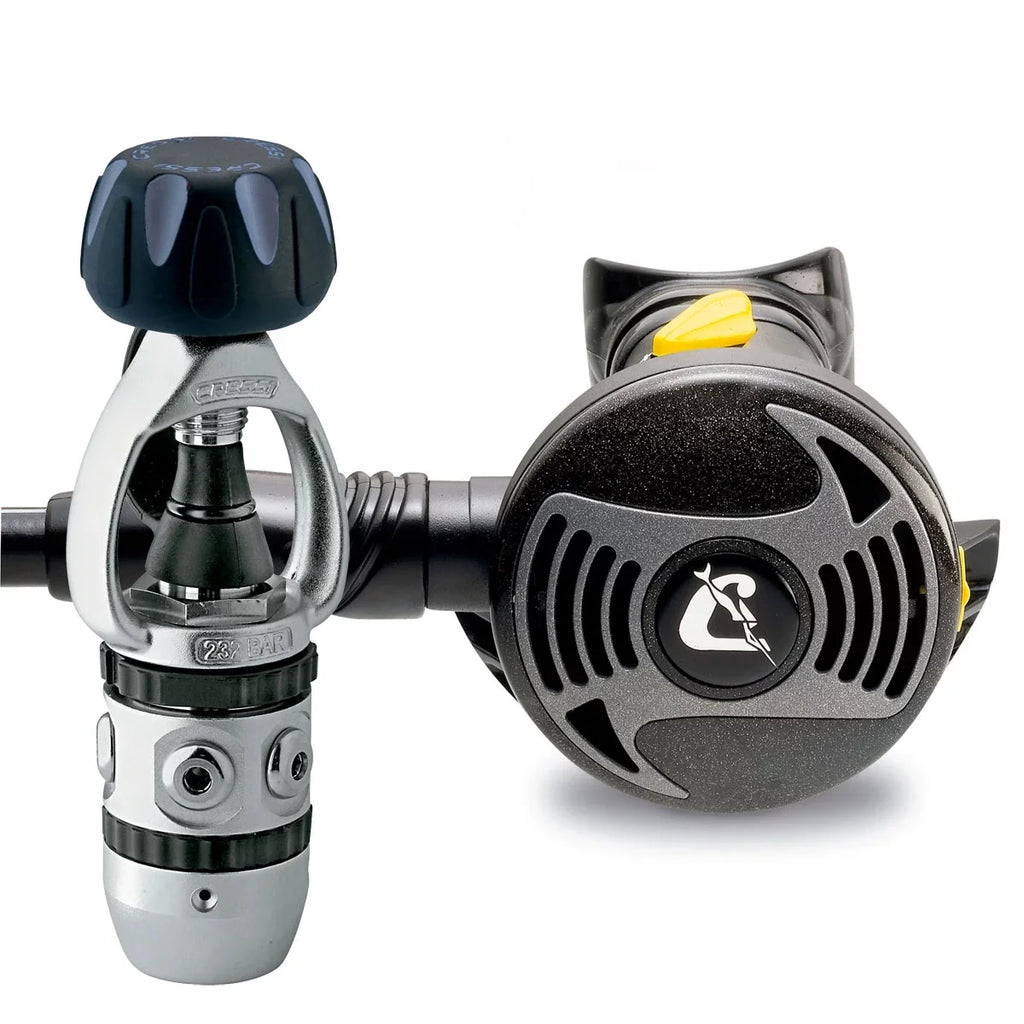 Cressi Package Gauge Mini XS XS2/AC2 Regulator, and Octopus
