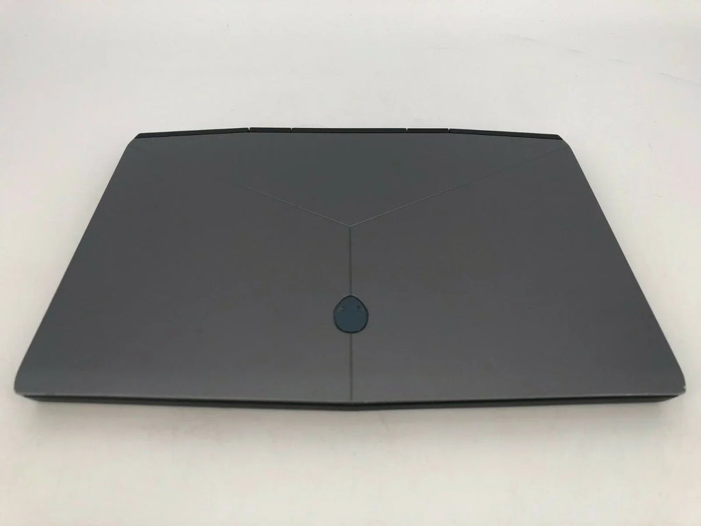 FHD 2070 15" - 1TB RTX SSD 8GB Max-Q Used Alienware 2.6GHz 32GB i7-9750H R1 143Hz m15