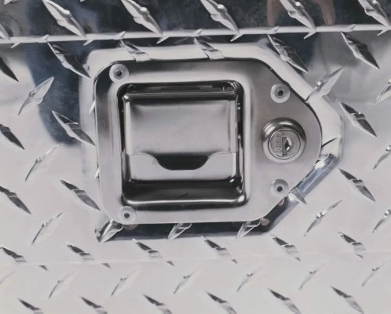 BLACK/72IN LID Services Welding FD UWSTBS-72-BLK 95-C SINGLE UWS/United HD/04-C F150 DOD/99-C TBS-72-BLK