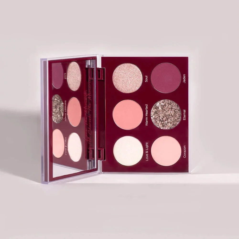 Eyeshadow Unconditional Palette Dominique